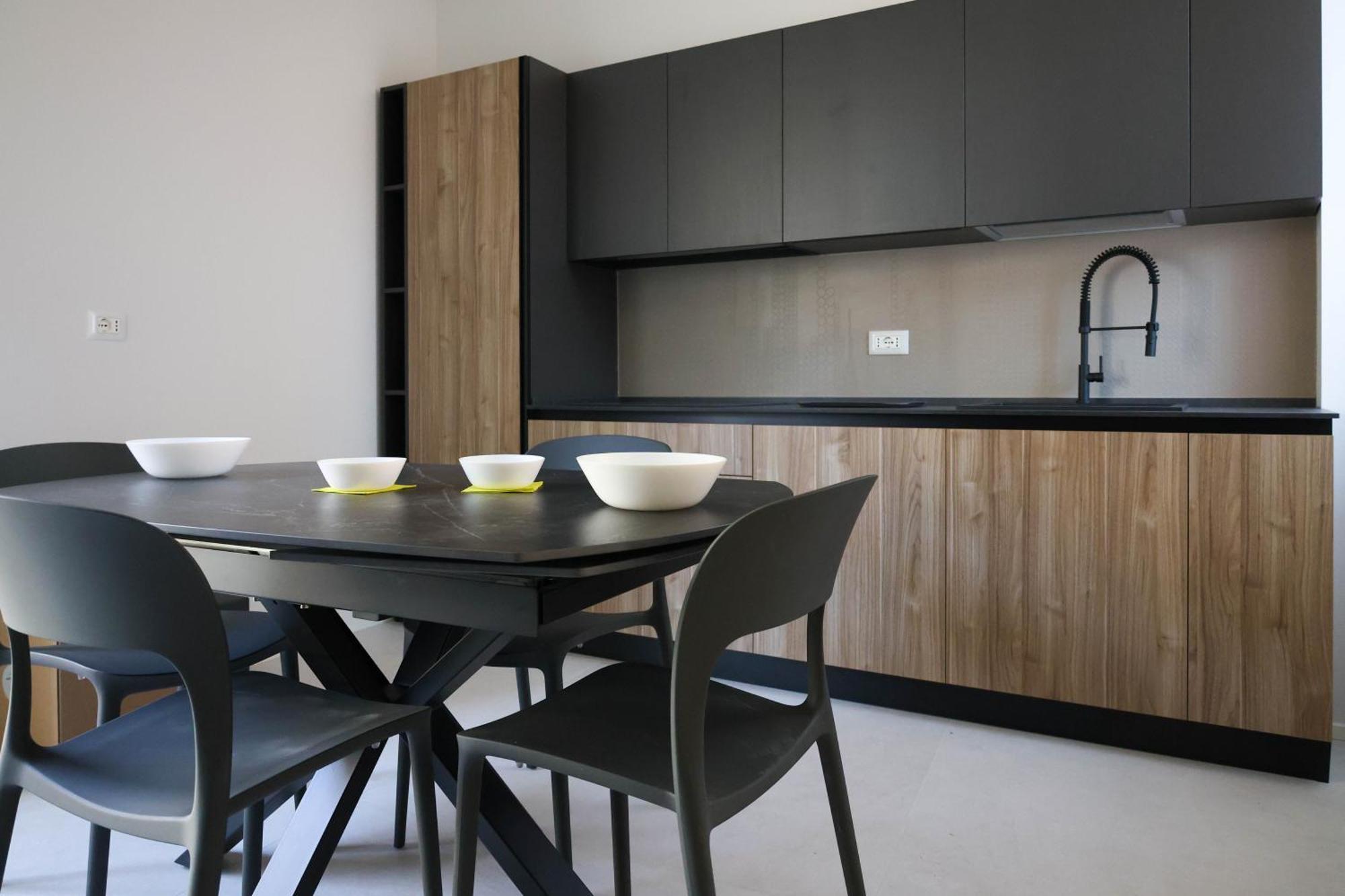 Vicolo Dei Signori Apartment Desenzano del Garda Bagian luar foto