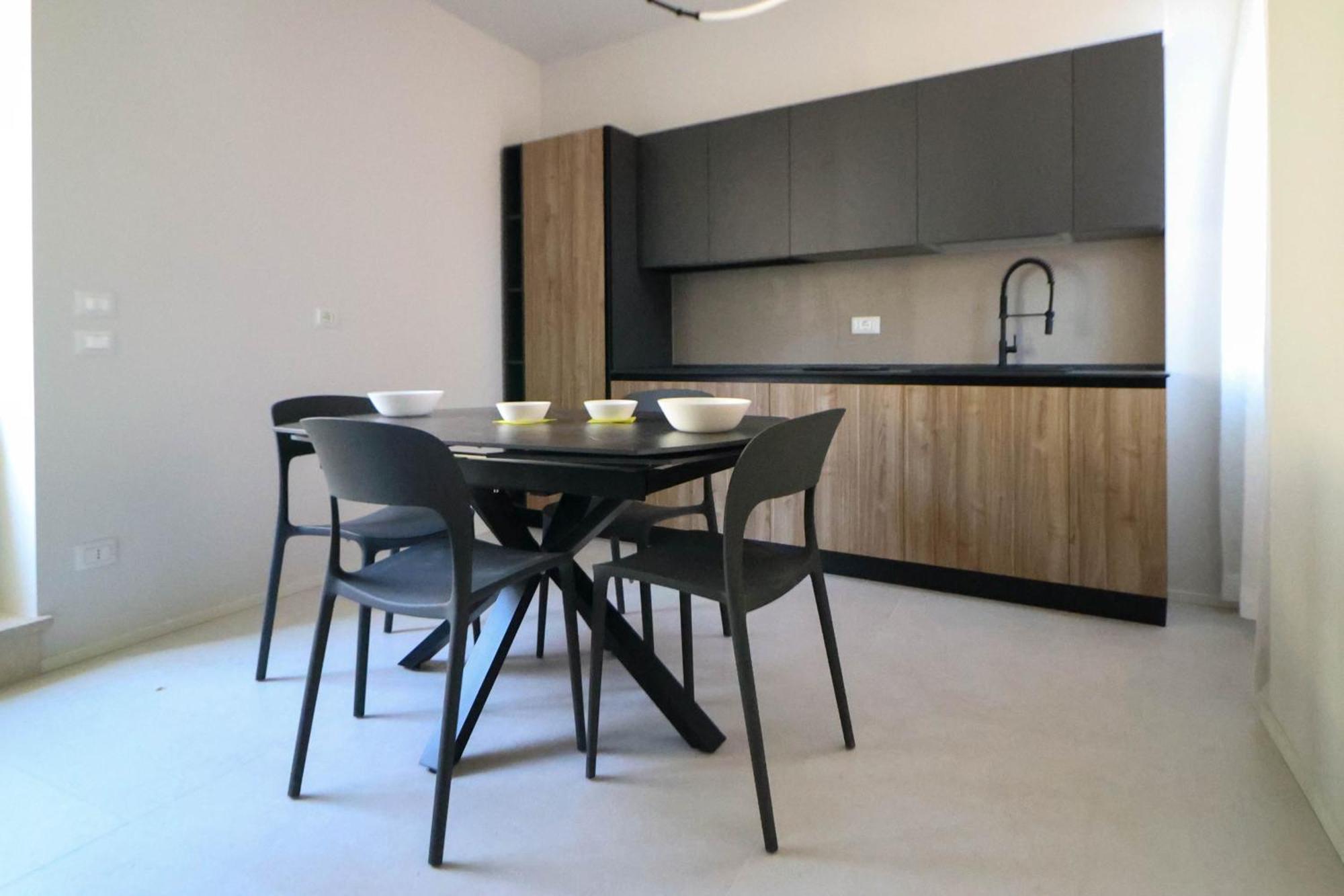 Vicolo Dei Signori Apartment Desenzano del Garda Bagian luar foto