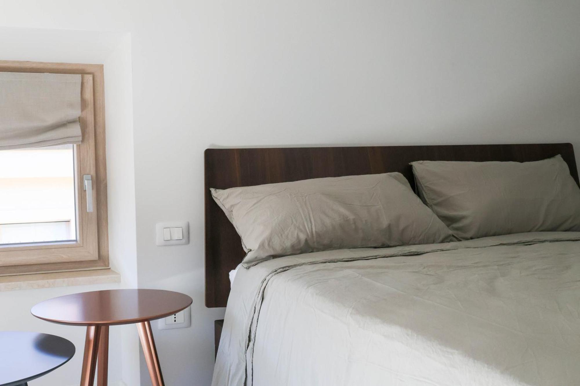 Vicolo Dei Signori Apartment Desenzano del Garda Bagian luar foto