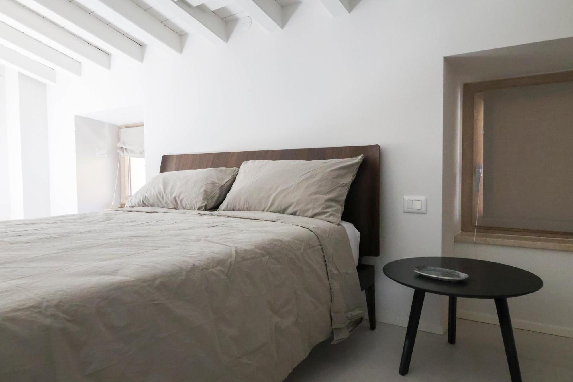 Vicolo Dei Signori Apartment Desenzano del Garda Bagian luar foto
